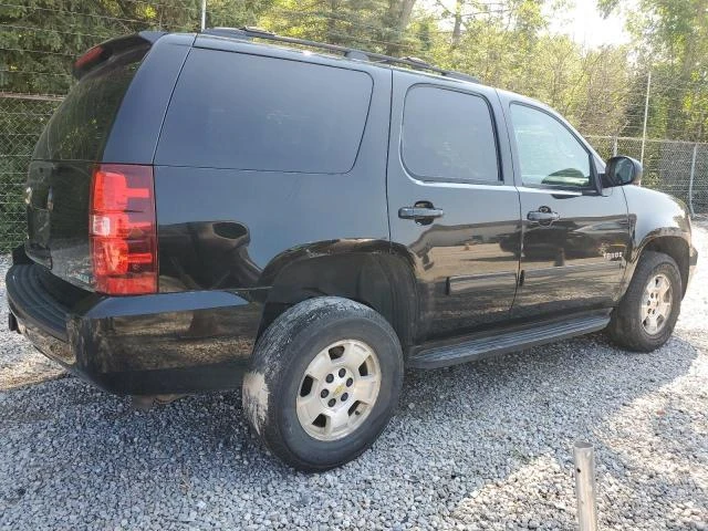 Photo 2 VIN: 1GNSKAE05BR359965 - CHEVROLET TAHOE K150 