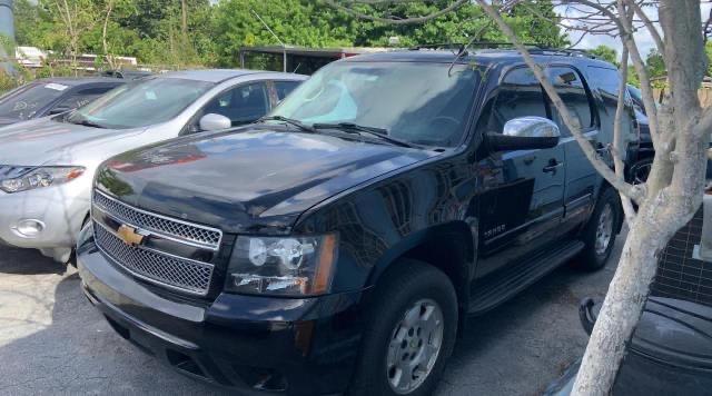 Photo 1 VIN: 1GNSKAE05CR151246 - CHEVROLET TAHOE K150 