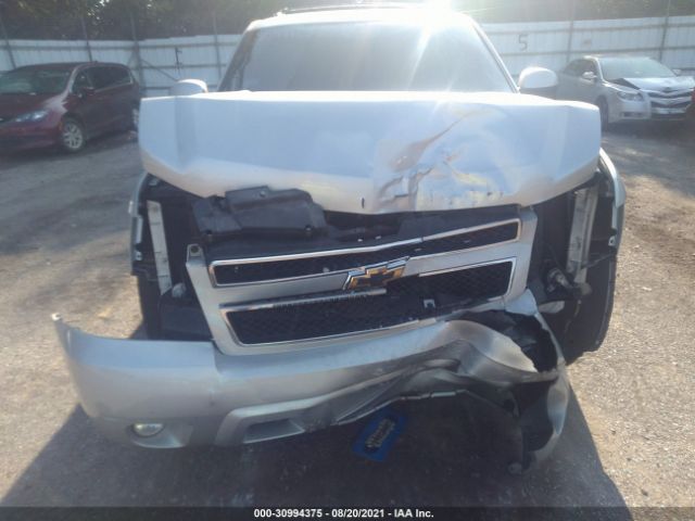 Photo 5 VIN: 1GNSKAE06BR391548 - CHEVROLET TAHOE 