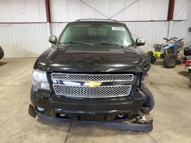 Photo 4 VIN: 1GNSKAE08BR246348 - CHEVROLET TAHOE K150 