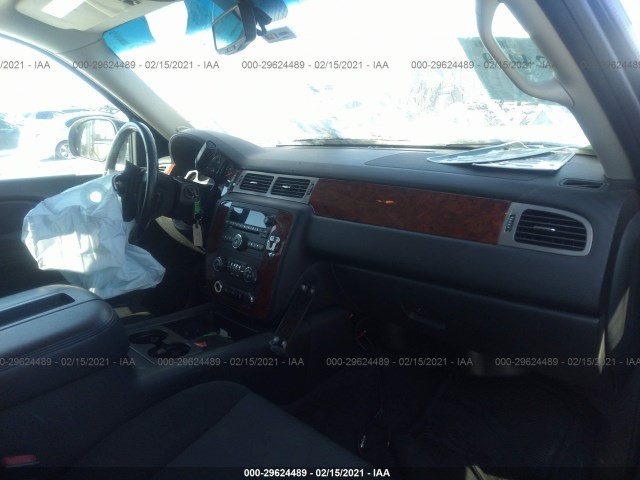 Photo 4 VIN: 1GNSKAE09ER152466 - CHEVROLET TAHOE 