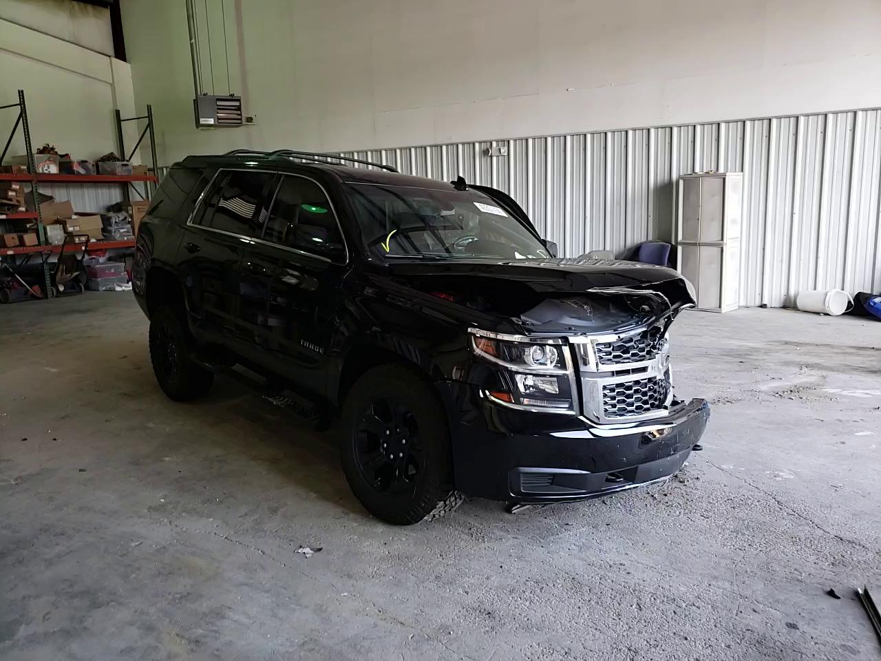 Photo 10 VIN: 1GNSKAKC1KR400008 - CHEVROLET TAHOE K150 