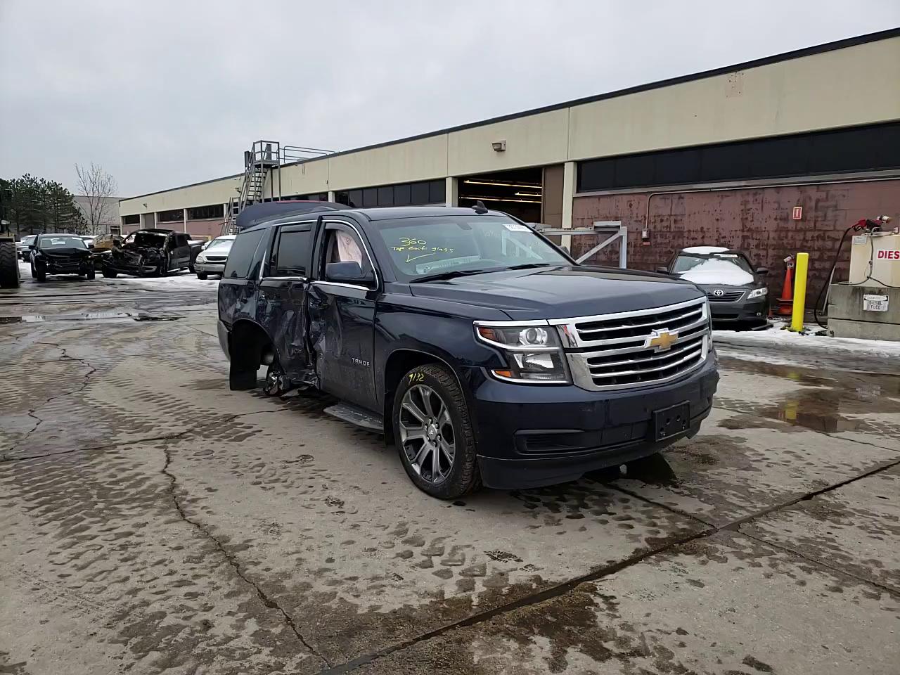 Photo 10 VIN: 1GNSKAKC3KR106013 - CHEVROLET TAHOE K150 