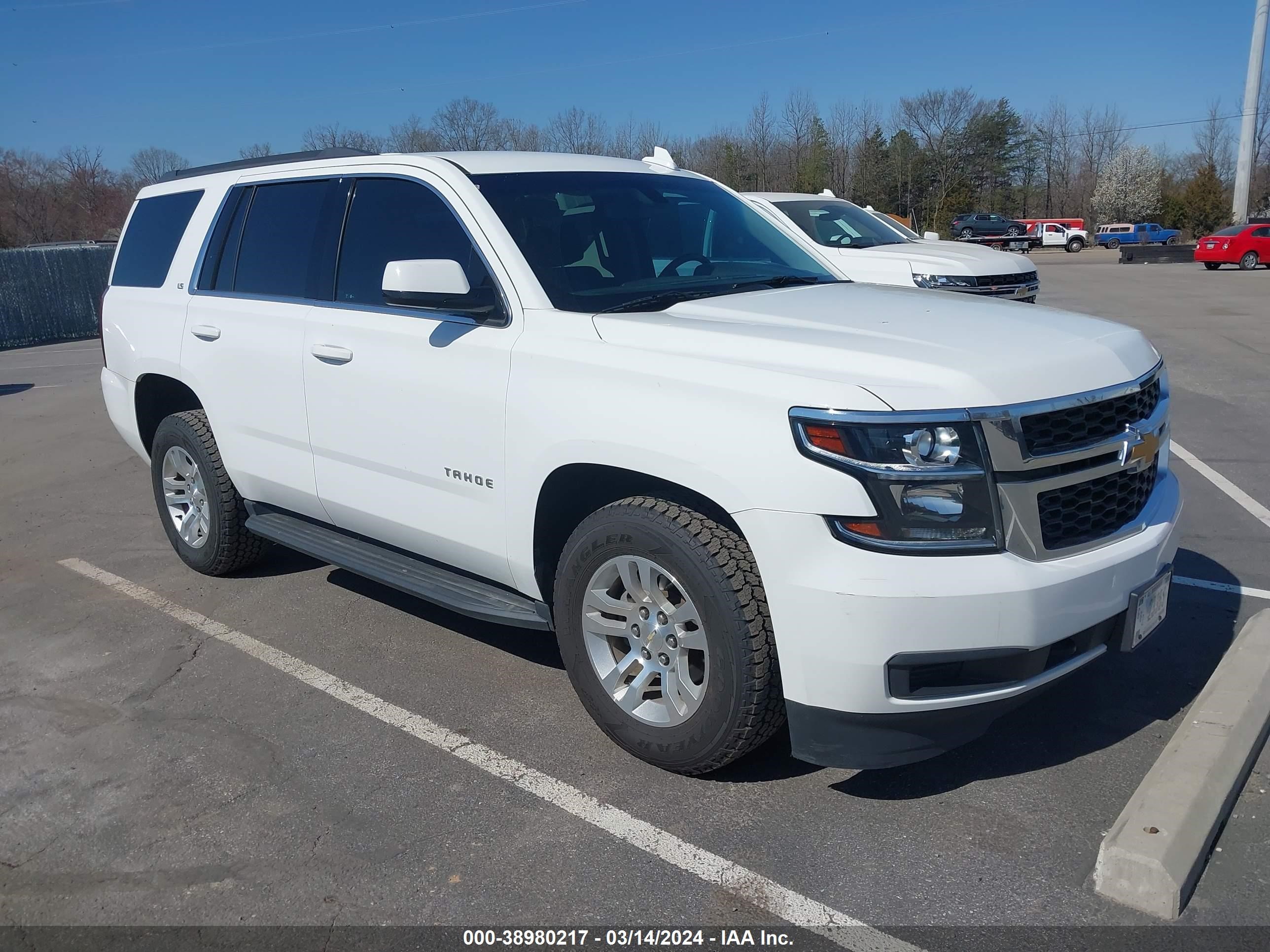 Photo 0 VIN: 1GNSKAKC6GR405955 - CHEVROLET TAHOE 