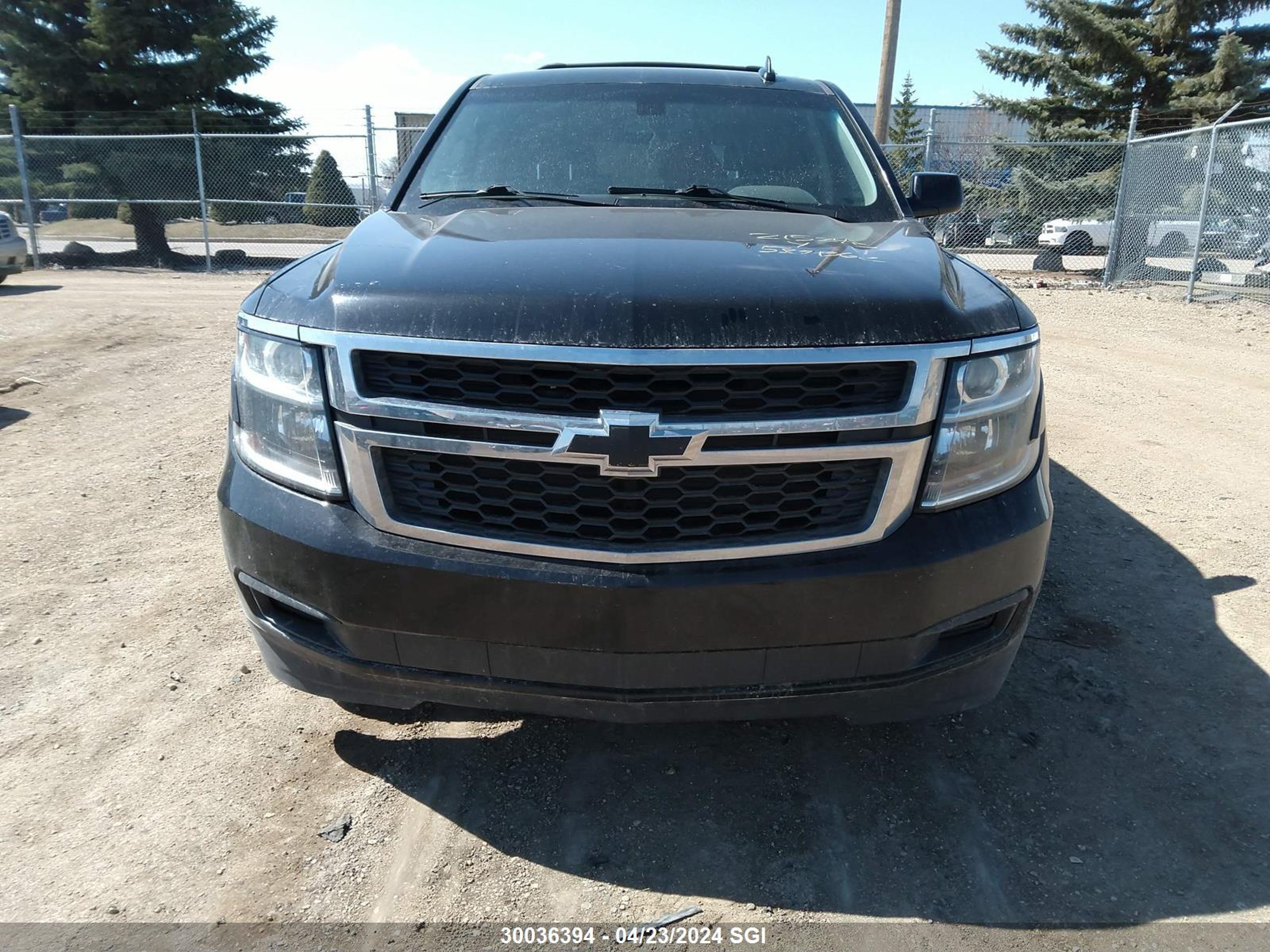 Photo 12 VIN: 1GNSKAKC6JR215242 - CHEVROLET TAHOE 