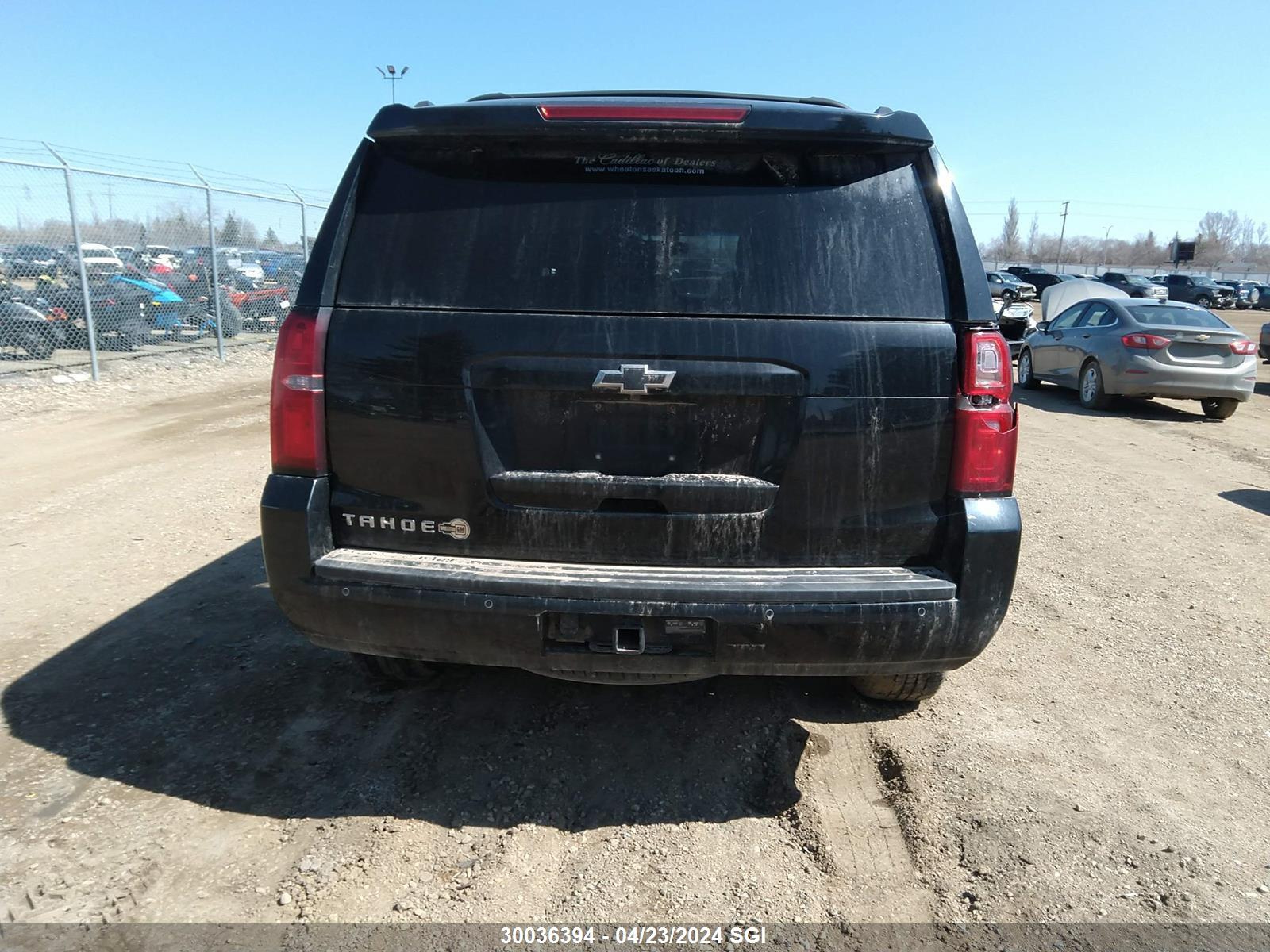 Photo 16 VIN: 1GNSKAKC6JR215242 - CHEVROLET TAHOE 