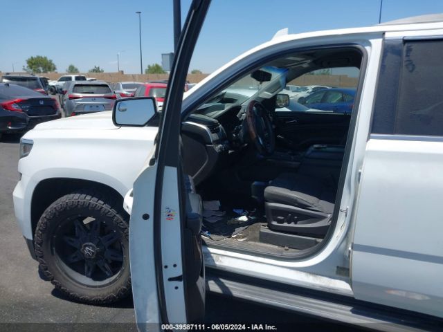 Photo 4 VIN: 1GNSKAKC9GR111319 - CHEVROLET TAHOE 