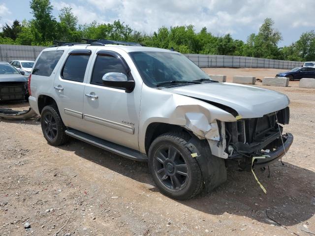 Photo 3 VIN: 1GNSKBE00BR249931 - CHEVROLET TAHOE 