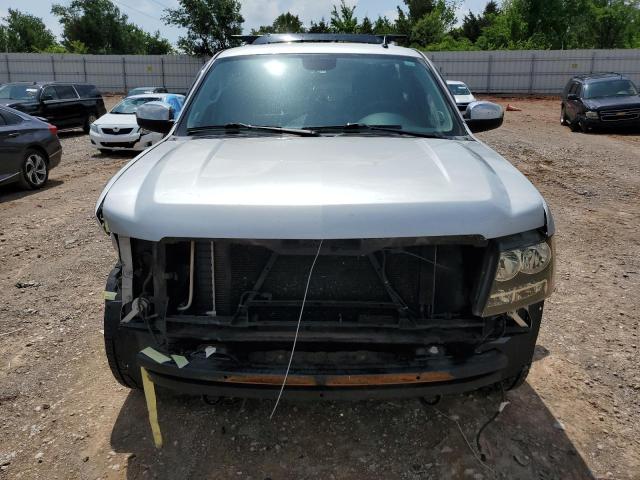 Photo 4 VIN: 1GNSKBE00BR249931 - CHEVROLET TAHOE 