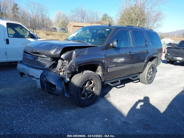 Photo 1 VIN: 1GNSKBE00BR254059 - CHEVROLET TAHOE 