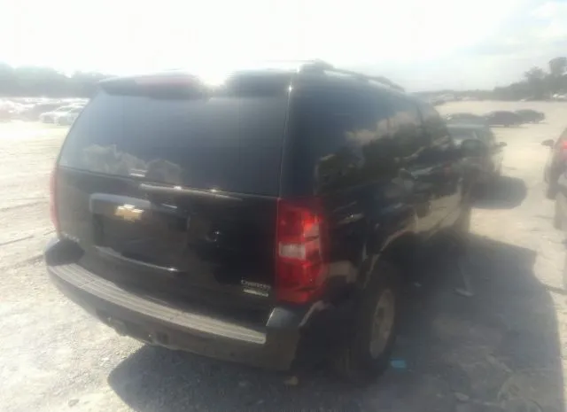 Photo 3 VIN: 1GNSKBE00BR275462 - CHEVROLET TAHOE 