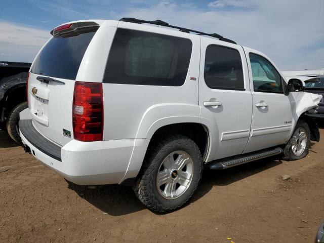 Photo 2 VIN: 1GNSKBE00BR348006 - CHEVROLET TAHOE K150 