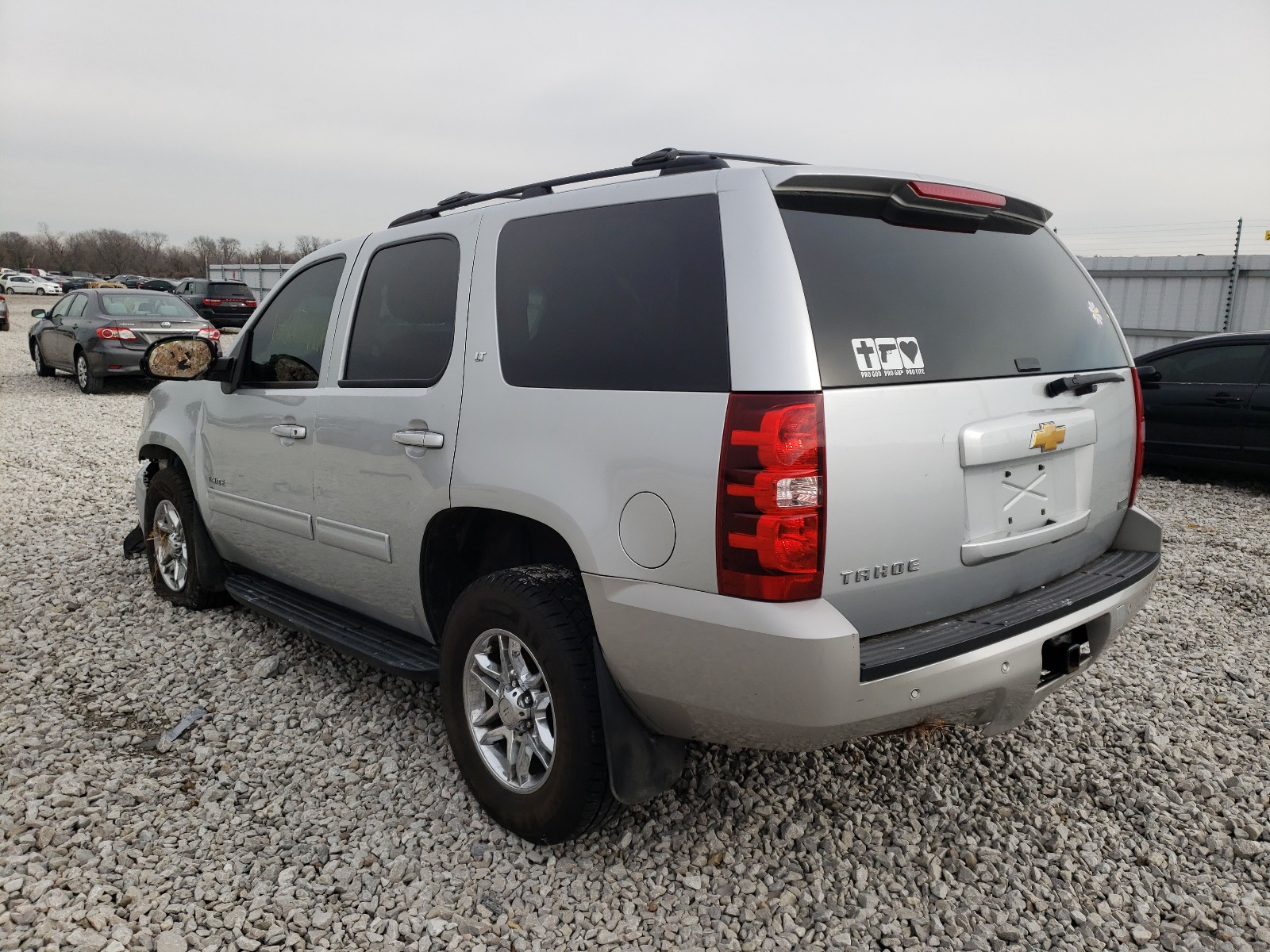 Photo 2 VIN: 1GNSKBE00CR135820 - CHEVROLET TAHOE K150 