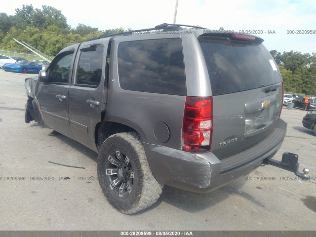 Photo 2 VIN: 1GNSKBE00CR310132 - CHEVROLET TAHOE 