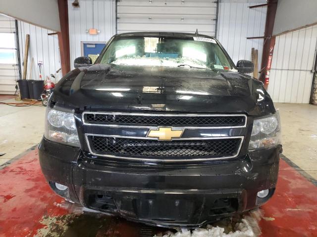 Photo 4 VIN: 1GNSKBE00DR177339 - CHEVROLET TAHOE 