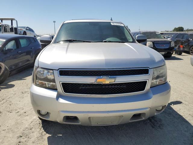 Photo 4 VIN: 1GNSKBE01BR345888 - CHEVROLET TAHOE K150 