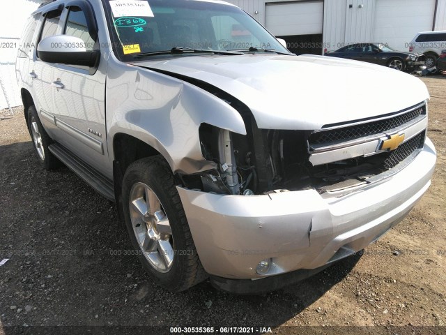 Photo 5 VIN: 1GNSKBE01CR240365 - CHEVROLET TAHOE 