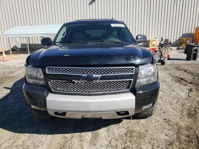 Photo 4 VIN: 1GNSKBE01DR203964 - CHEVROLET TAHOE 