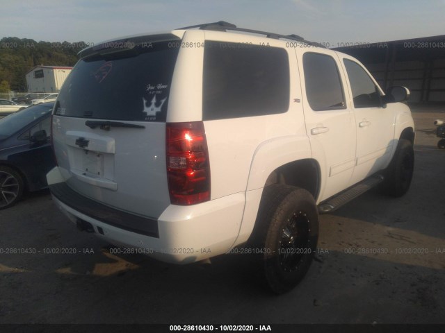 Photo 3 VIN: 1GNSKBE02BR125868 - CHEVROLET TAHOE 