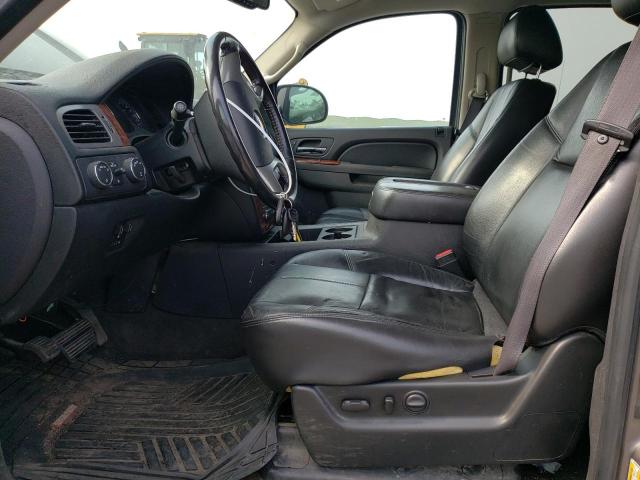 Photo 6 VIN: 1GNSKBE02BR154805 - CHEVROLET TAHOE K150 