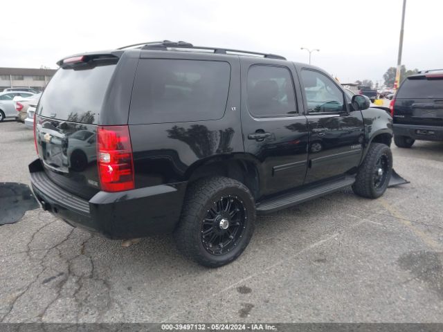 Photo 3 VIN: 1GNSKBE02BR244553 - CHEVROLET TAHOE 