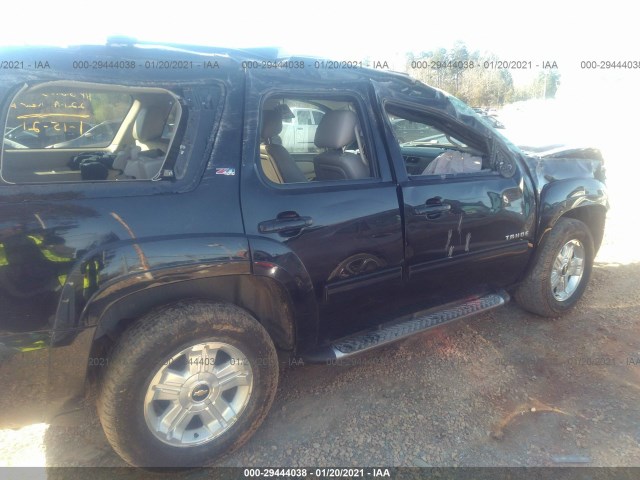 Photo 5 VIN: 1GNSKBE02CR236941 - CHEVROLET TAHOE 