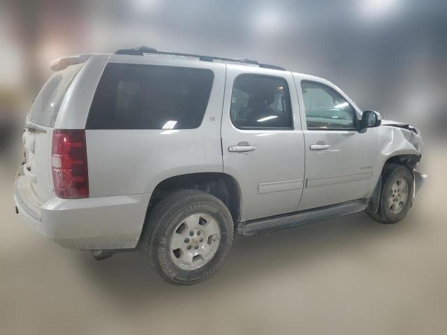 Photo 2 VIN: 1GNSKBE02CR271544 - CHEVROLET TAHOE 