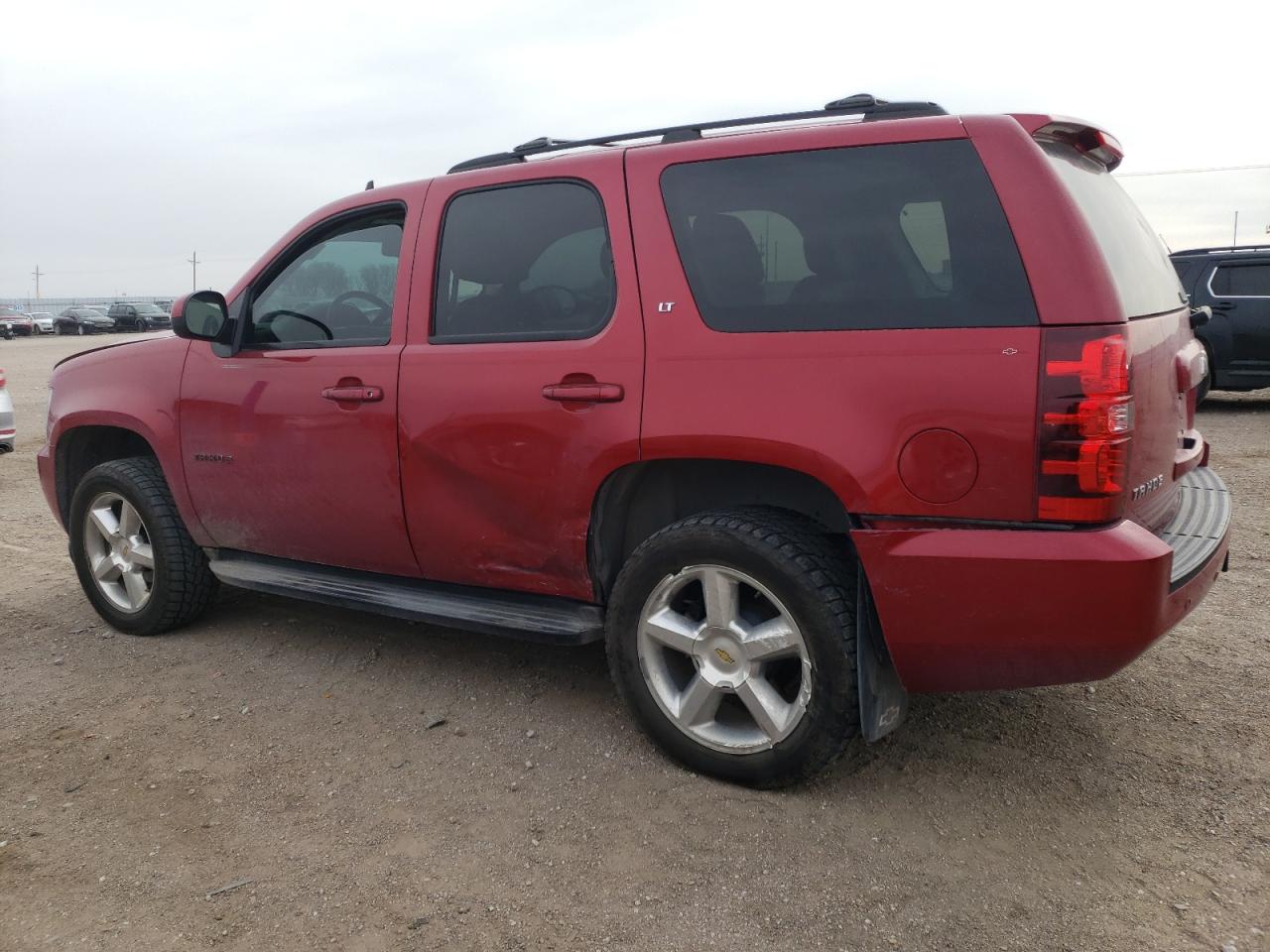 Photo 1 VIN: 1GNSKBE02DR148330 - CHEVROLET TAHOE 