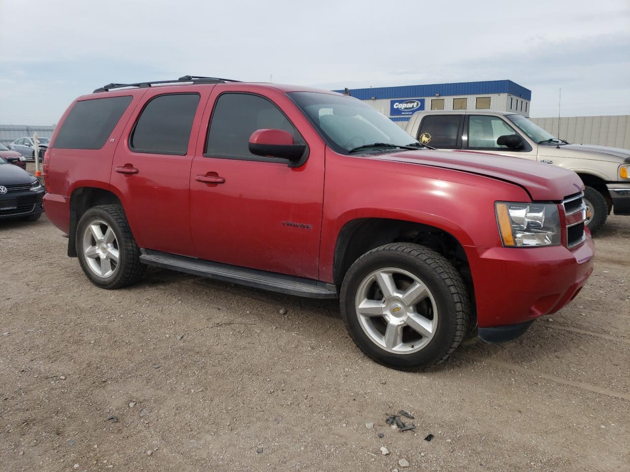 Photo 3 VIN: 1GNSKBE02DR148330 - CHEVROLET TAHOE 