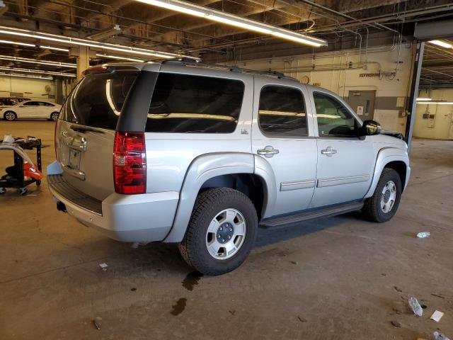 Photo 2 VIN: 1GNSKBE02DR193929 - CHEVROLET TAHOE 