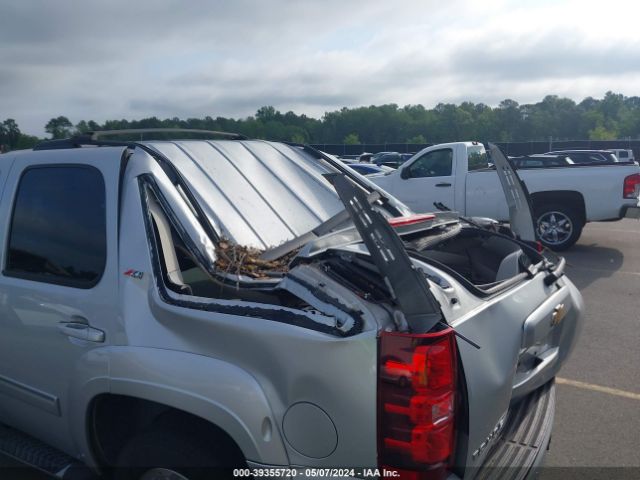 Photo 5 VIN: 1GNSKBE02DR284179 - CHEVROLET TAHOE 