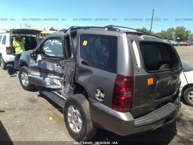 Photo 2 VIN: 1GNSKBE02ER153481 - CHEVROLET TAHOE 