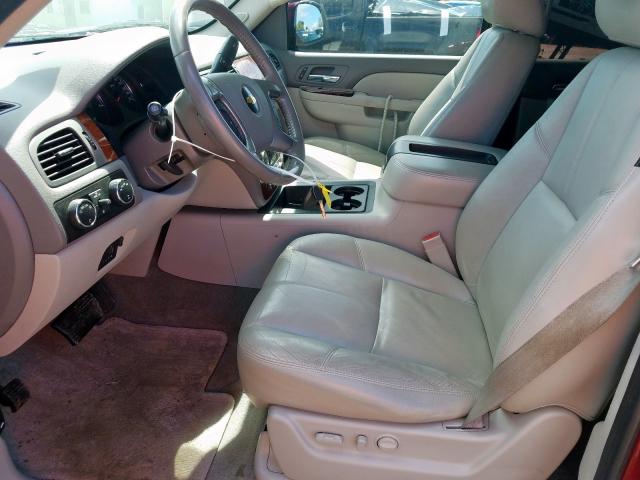 Photo 4 VIN: 1GNSKBE03BR155803 - CHEVROLET TAHOE K150 