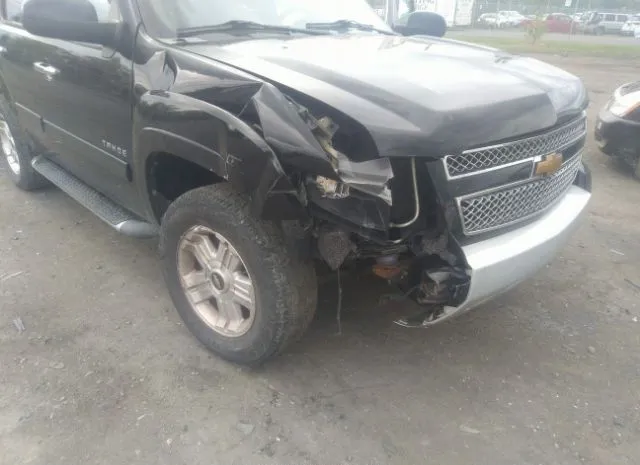 Photo 5 VIN: 1GNSKBE03BR186405 - CHEVROLET TAHOE 