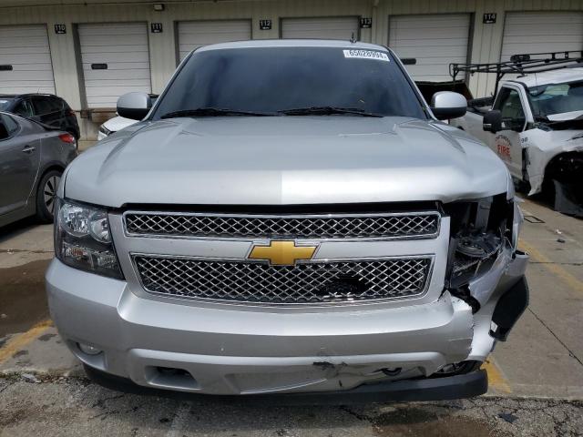 Photo 4 VIN: 1GNSKBE03BR303836 - CHEVROLET TAHOE K150 