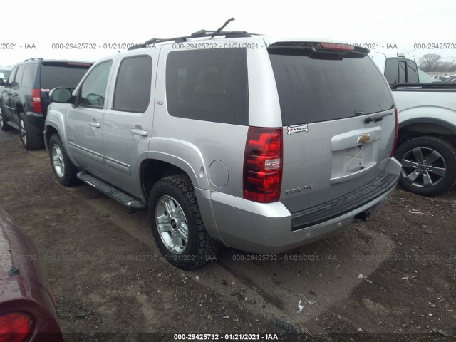 Photo 2 VIN: 1GNSKBE03BR319535 - CHEVROLET TAHOE 