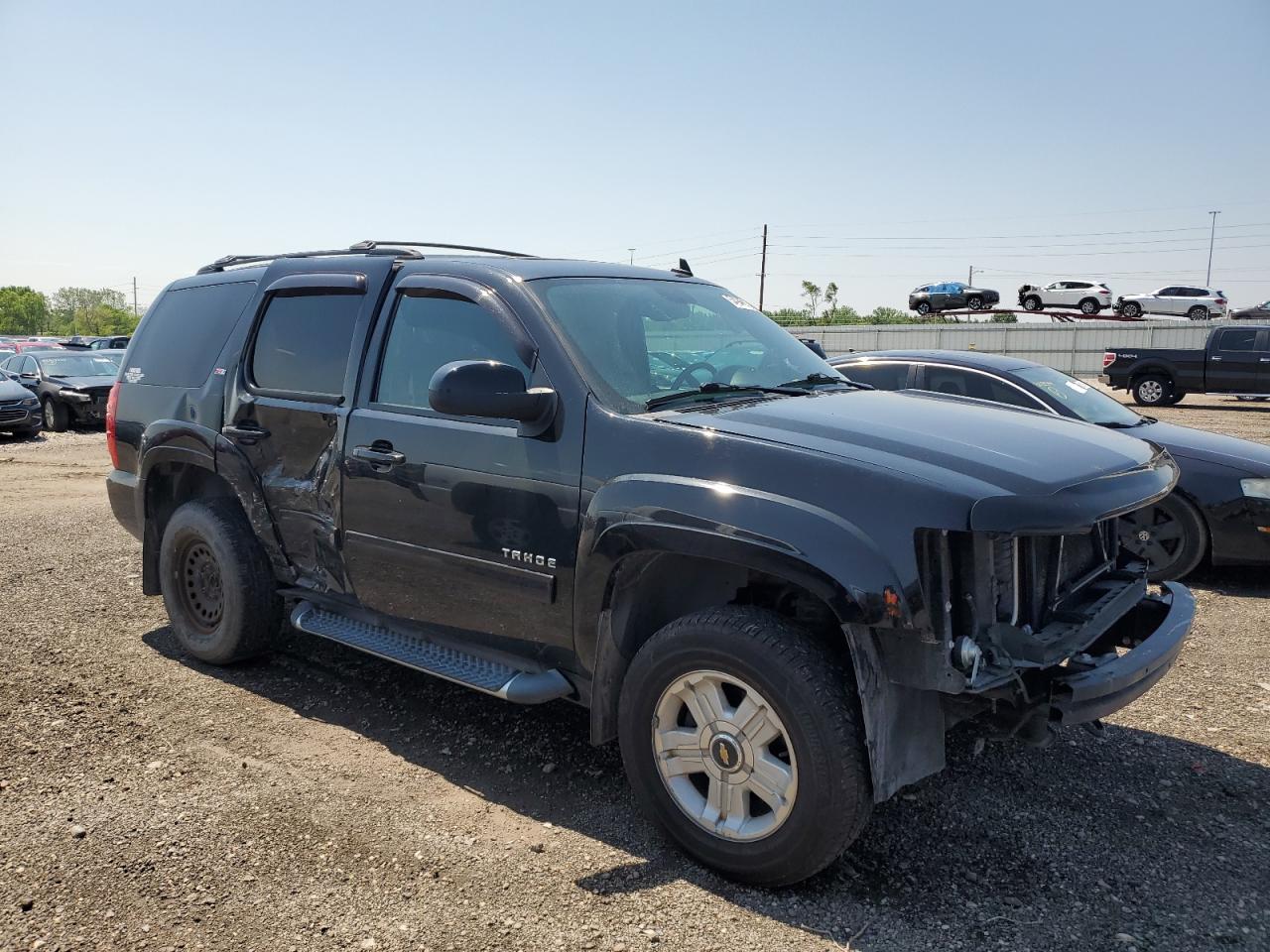 Photo 3 VIN: 1GNSKBE03CR115142 - CHEVROLET TAHOE 