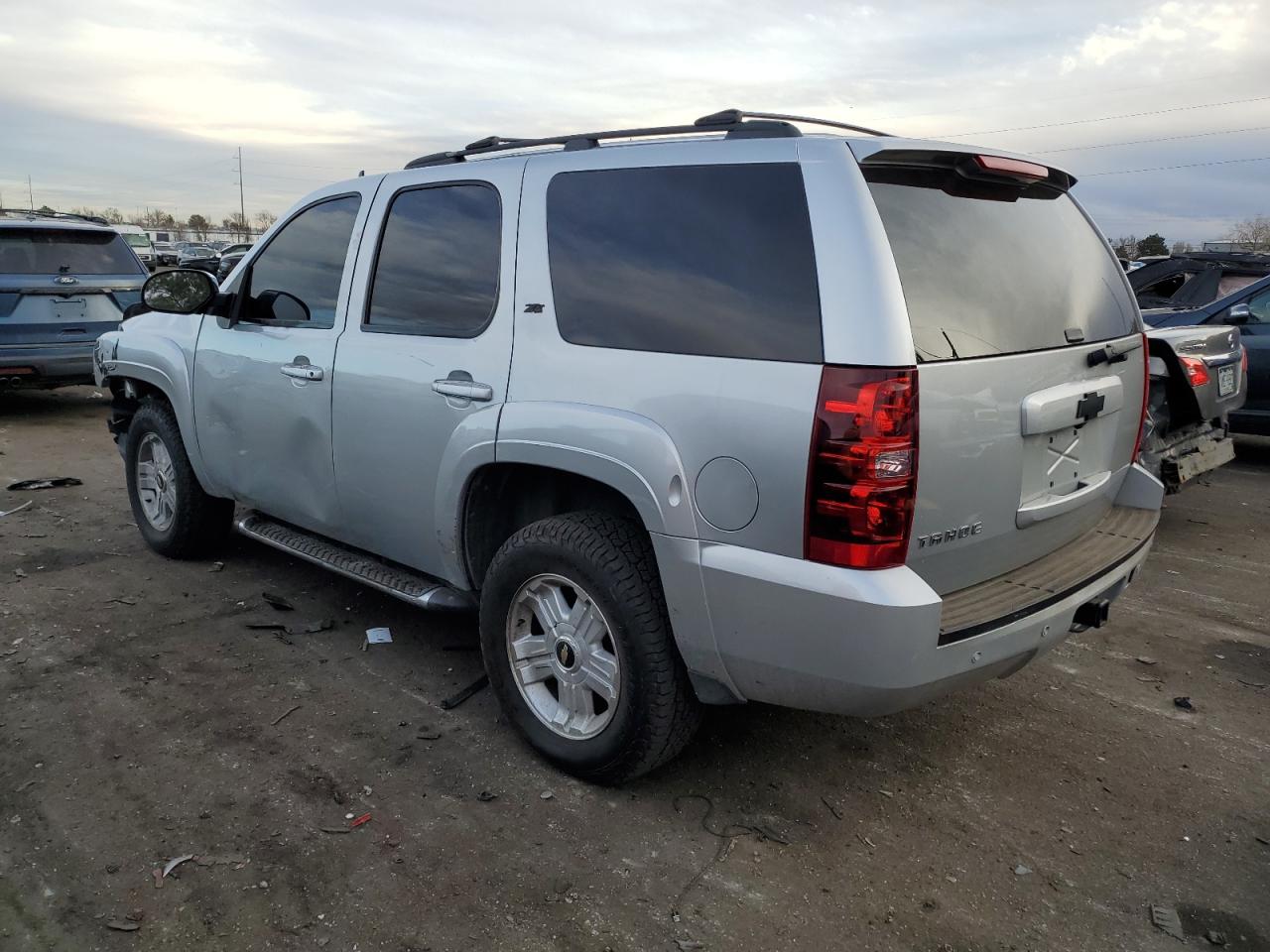 Photo 1 VIN: 1GNSKBE03CR255661 - CHEVROLET TAHOE 