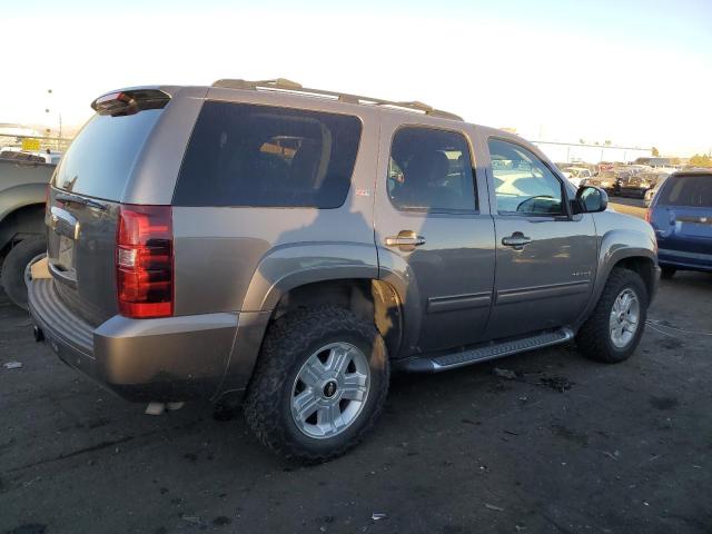 Photo 2 VIN: 1GNSKBE03DR206350 - CHEVROLET TAHOE 