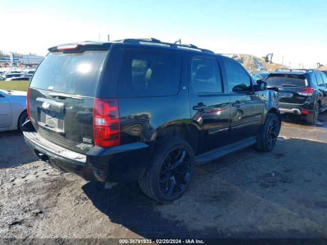 Photo 3 VIN: 1GNSKBE04BR247292 - CHEVROLET TAHOE 