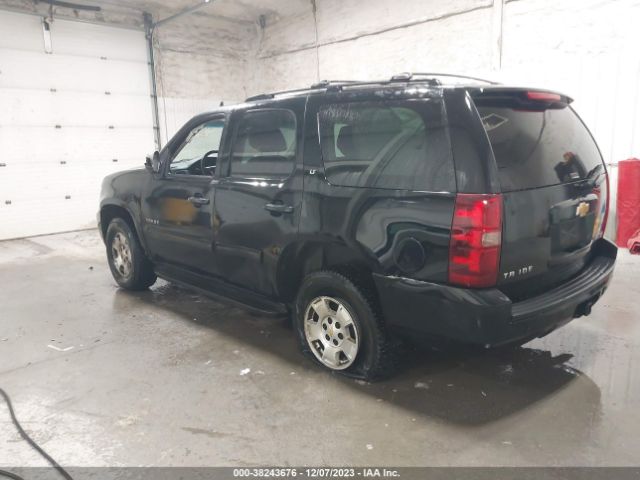 Photo 2 VIN: 1GNSKBE04CR101332 - CHEVROLET TAHOE 