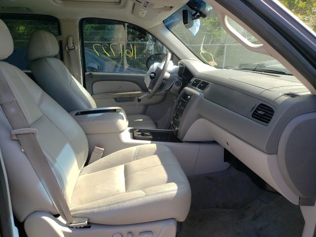 Photo 4 VIN: 1GNSKBE04CR163006 - CHEVROLET TAHOE K150 