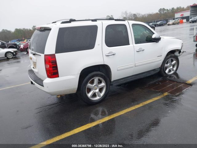 Photo 3 VIN: 1GNSKBE04ER178219 - CHEVROLET TAHOE 