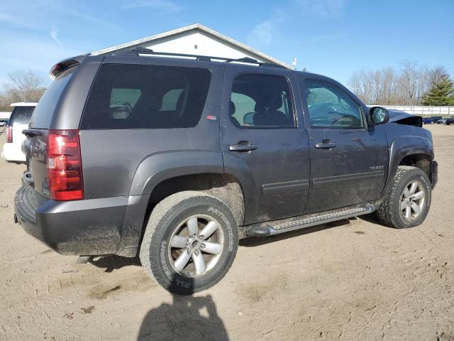 Photo 2 VIN: 1GNSKBE05BR251612 - CHEVROLET TAHOE 