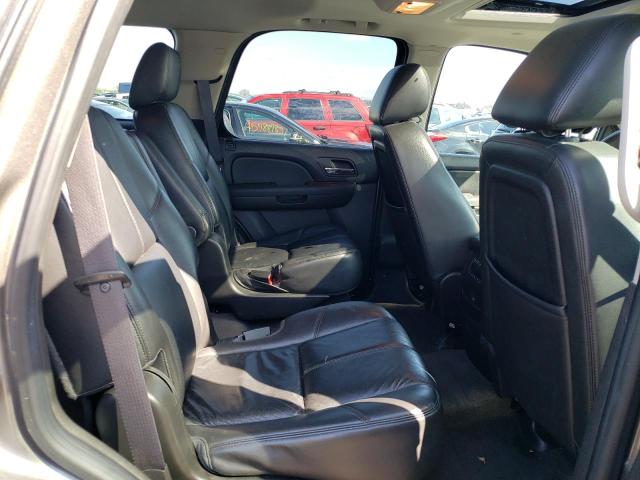 Photo 10 VIN: 1GNSKBE05CR202959 - CHEVROLET TAHOE 