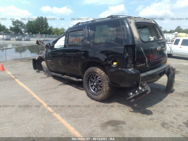 Photo 2 VIN: 1GNSKBE05CR269769 - CHEVROLET TAHOE 