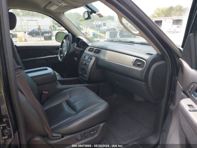 Photo 4 VIN: 1GNSKBE05DR276528 - CHEVROLET TAHOE 