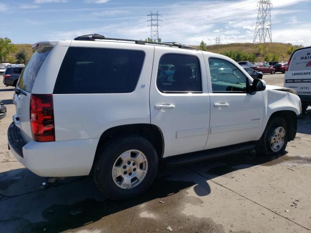 Photo 2 VIN: 1GNSKBE05DR310175 - CHEVROLET TAHOE 