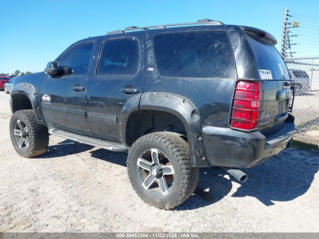 Photo 2 VIN: 1GNSKBE05ER100757 - CHEVROLET TAHOE 