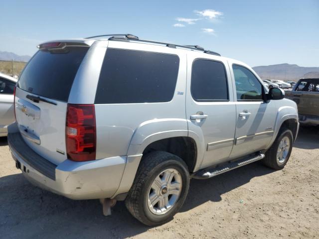 Photo 2 VIN: 1GNSKBE06BR127865 - CHEVROLET TAHOE 